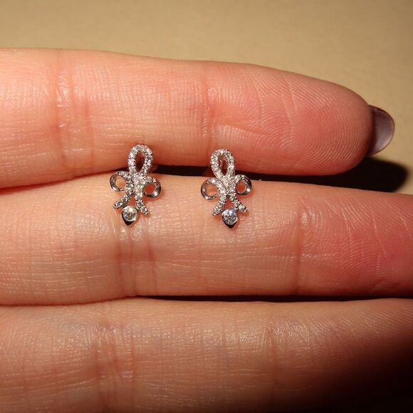 diamond earrings - Picture 3 of 4